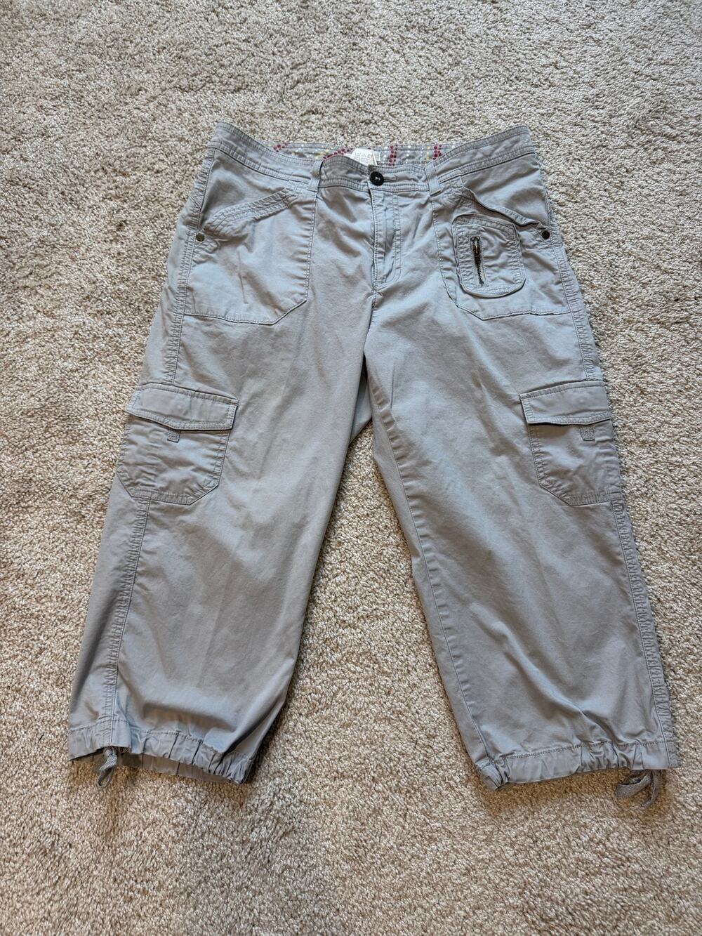Lee Y2K Gray Cargo Capri Pants Women’s Size 12 Low Waist Utility Gorpcore